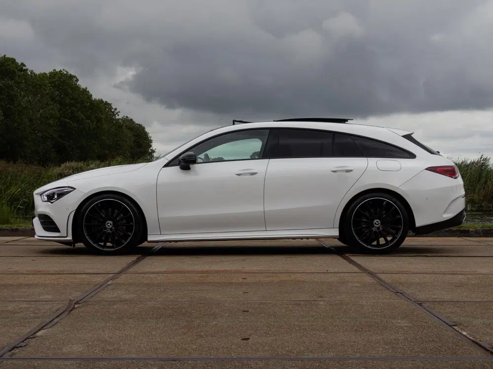Mercedes-Benz CLA 220 Premium Plus AMG uit 2019, foto 8