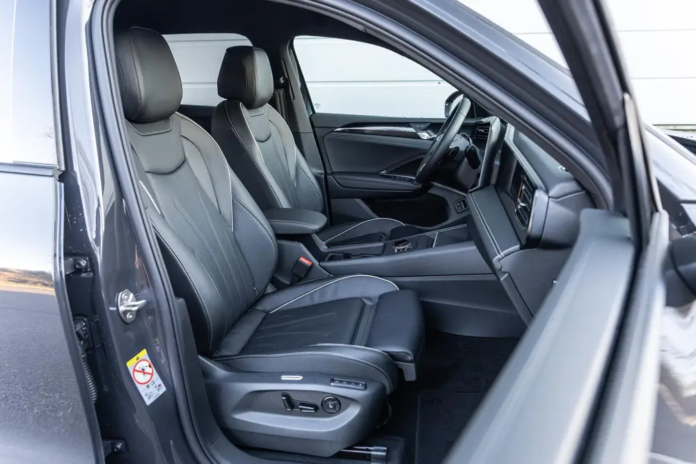 Volkswagen Tiguan 1.5 eHybrid 204pk DSG Life Edition | Inter uit 2026, foto 20