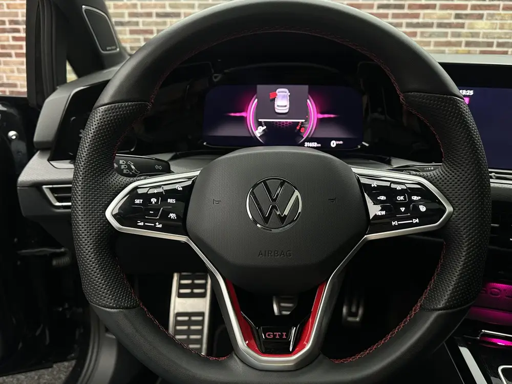Volkswagen Golf 2.0 TSI GTI Clubsport Panorama Headup Harman uit 2023, foto 16