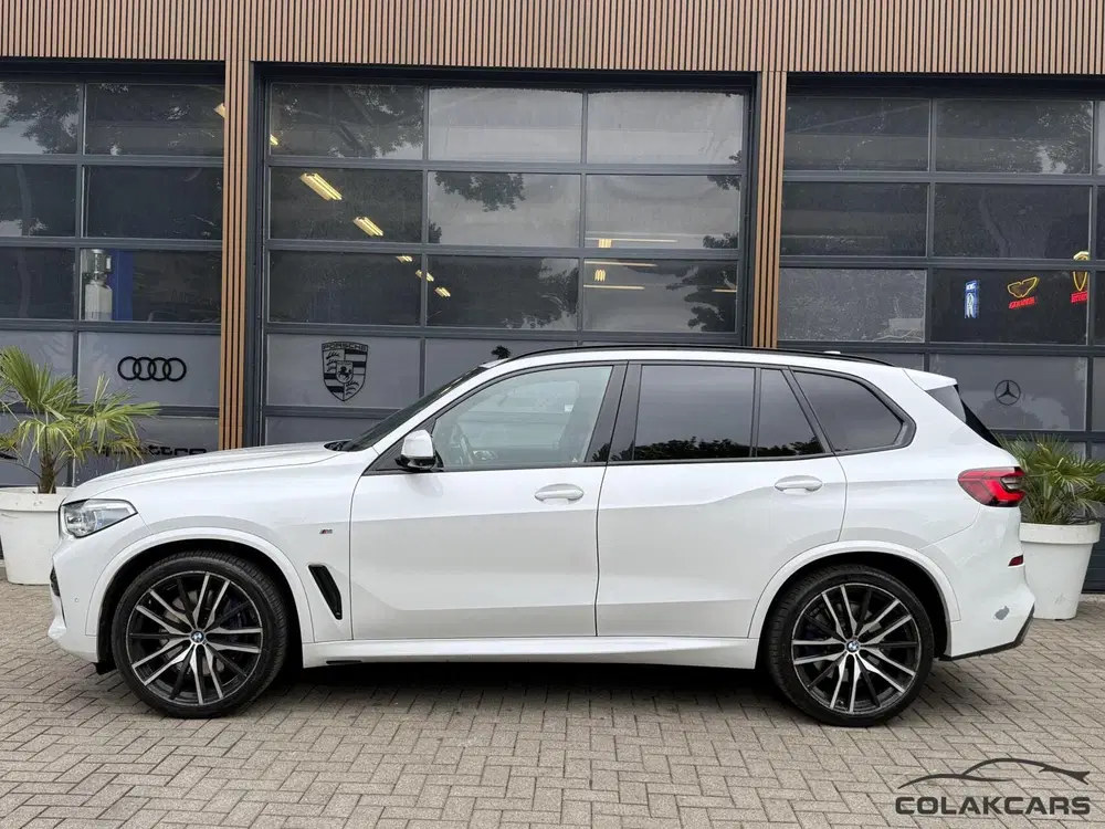 BMW X5 xDrive40i High uit 2019, foto 12