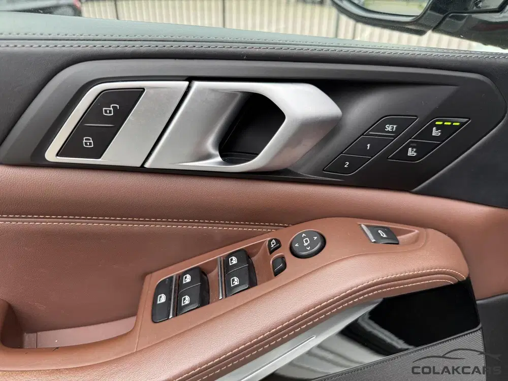 BMW X5 xDrive40i High uit 2019, foto 17