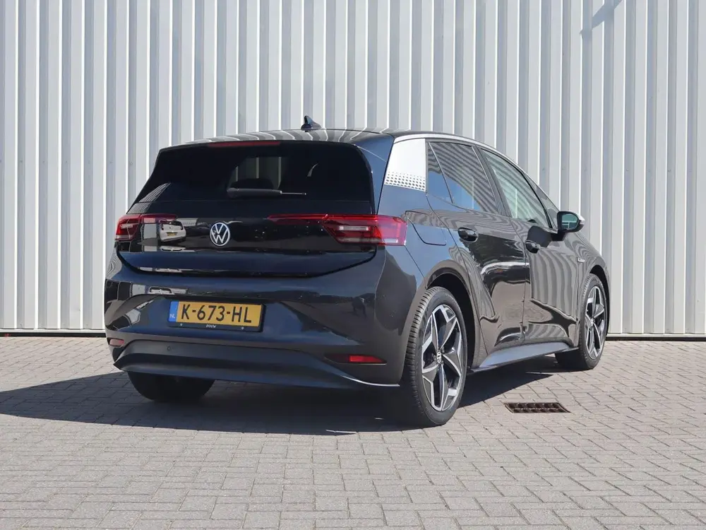 Volkswagen ID.3 204pk First Plus 58 kWh | SoH 93% | Camera | uit 2020, foto 2