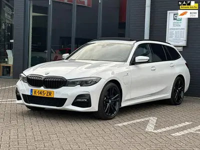 BMW 3-serie 330e High Executive uit 2021