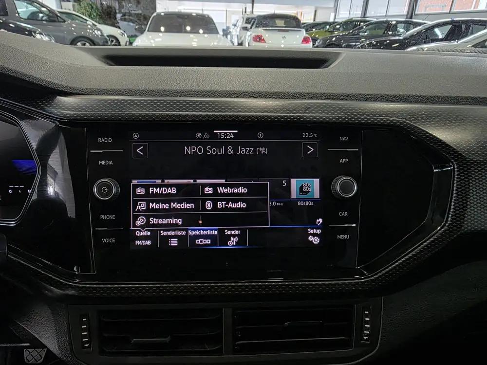 Volkswagen T-Cross 1.0 TSI Life |111PK |Carplay| (bj 2024) uit 2024, foto 16