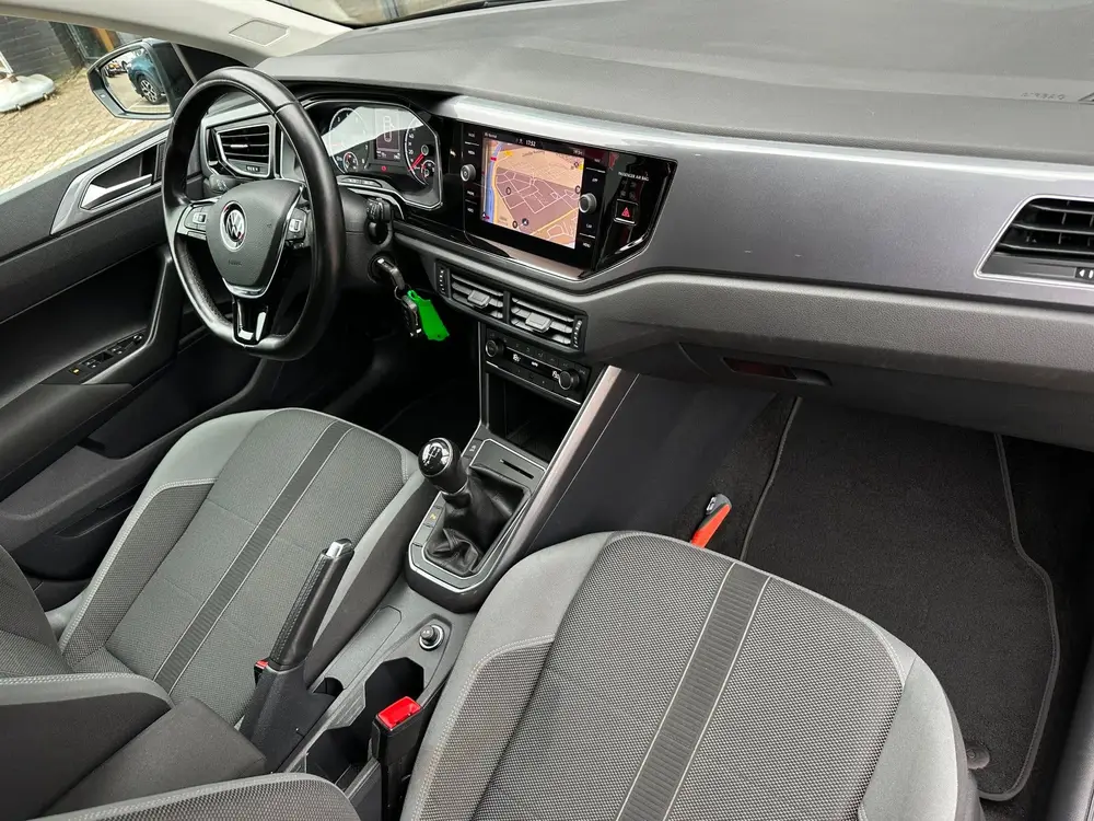 Volkswagen Polo 1.0 TSI Highline Business R/CARPLAY/PARKEERS uit 2021, foto 17