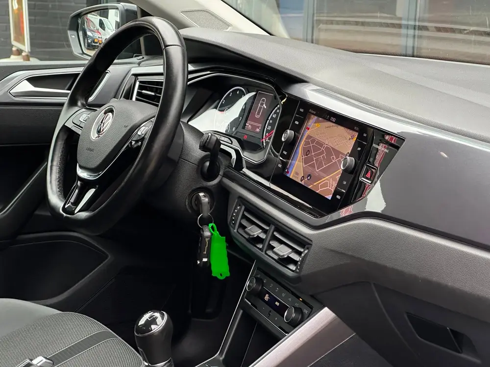 Volkswagen Polo 1.0 TSI Highline Business R/CARPLAY/PARKEERS uit 2021, foto 18