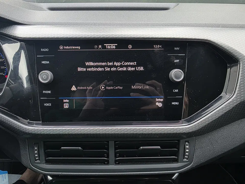 Volkswagen T-Cross 1.0 TSI R-Line 111PK |Virtual clock|Carpl uit 2022, foto 18