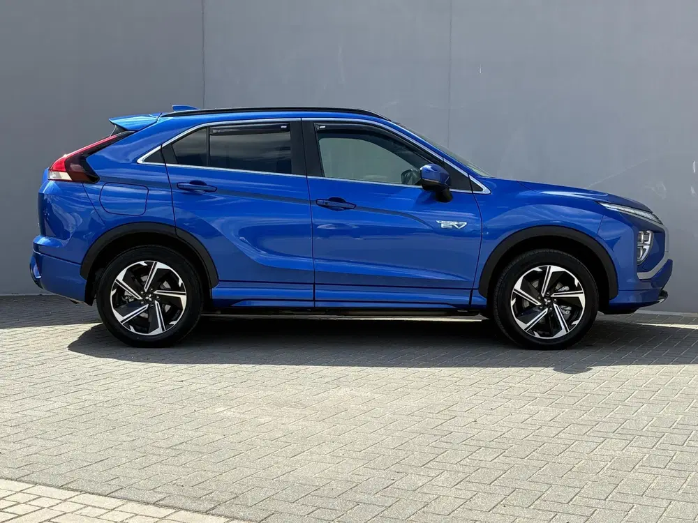 Mitsubishi Eclipse Cross 2.4 PHEV Black Edition uit 2022, foto 15