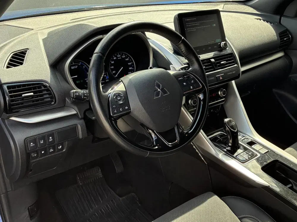 Mitsubishi Eclipse Cross 2.4 PHEV Black Edition uit 2022, foto 17