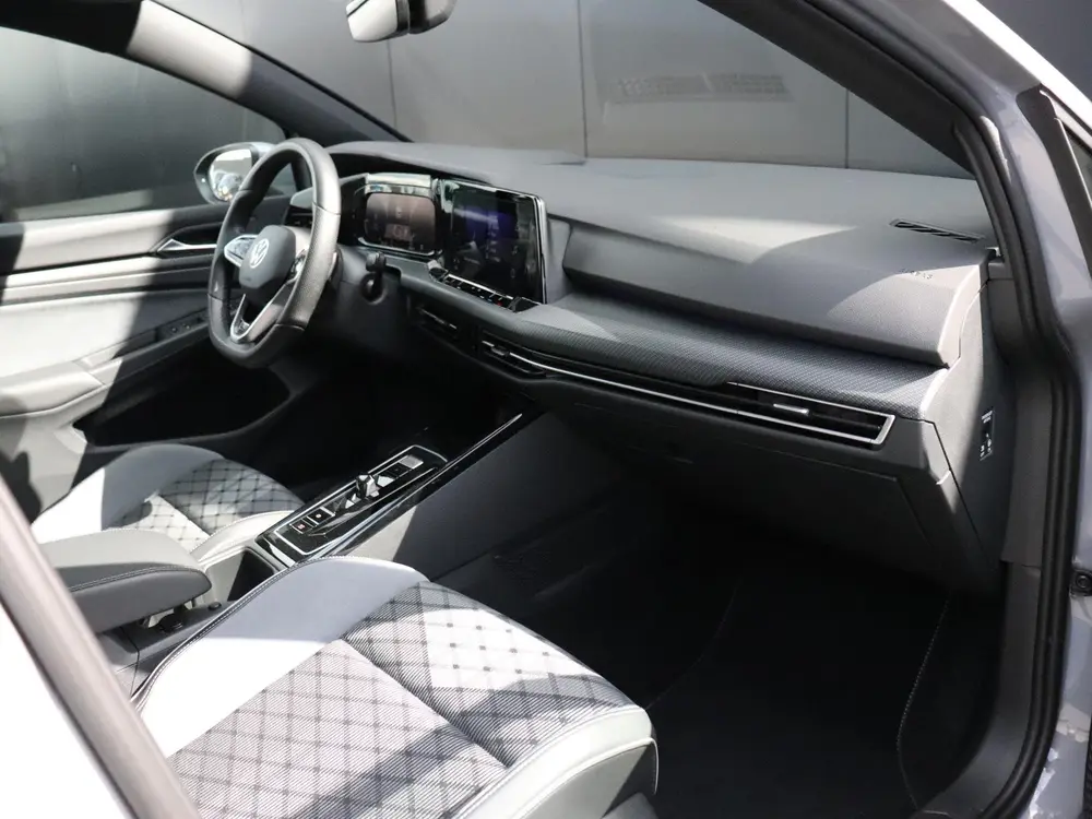Volkswagen Golf 1.5 eTSI R-Line Business | PANO-DAK | STOEL/ uit 2024, foto 20