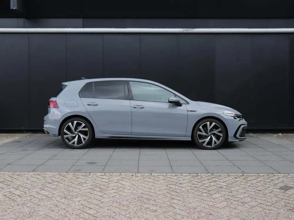 Volkswagen Golf 1.5 eTSI R-Line Business | PANO-DAK | STOEL/ uit 2024, foto 4