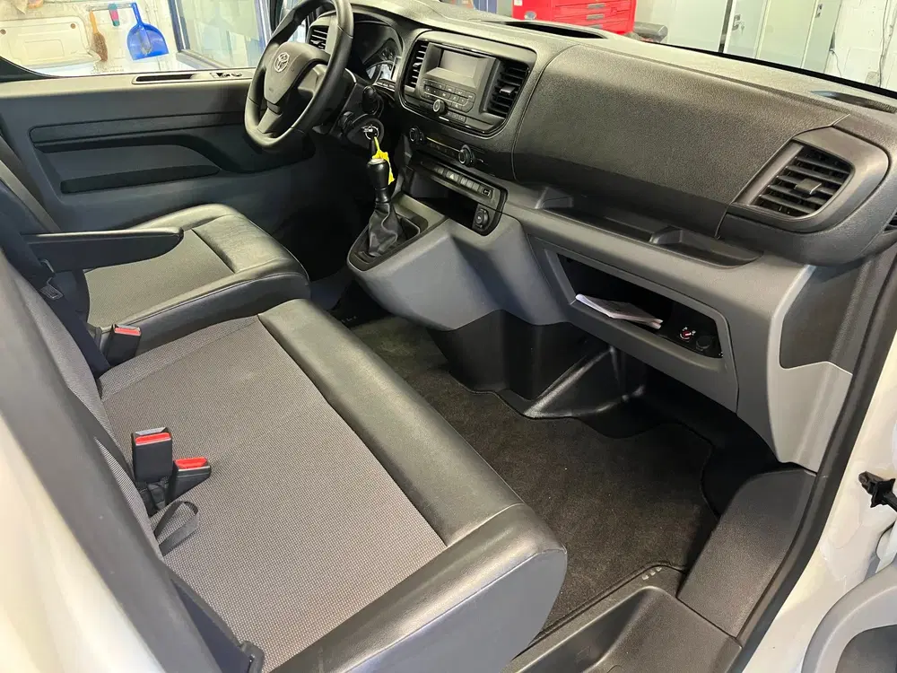 Toyota Proace 1.6 D-4D Cool Comfort 11437 KM NAP uit 2019, foto 13