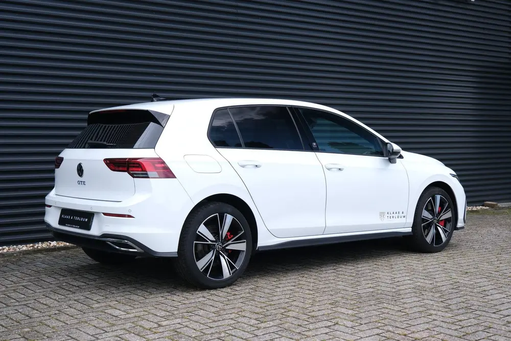 Volkswagen Golf 1.4 eHybrid GTE | Apple Carplay | Sportstoel uit 2021, foto 16