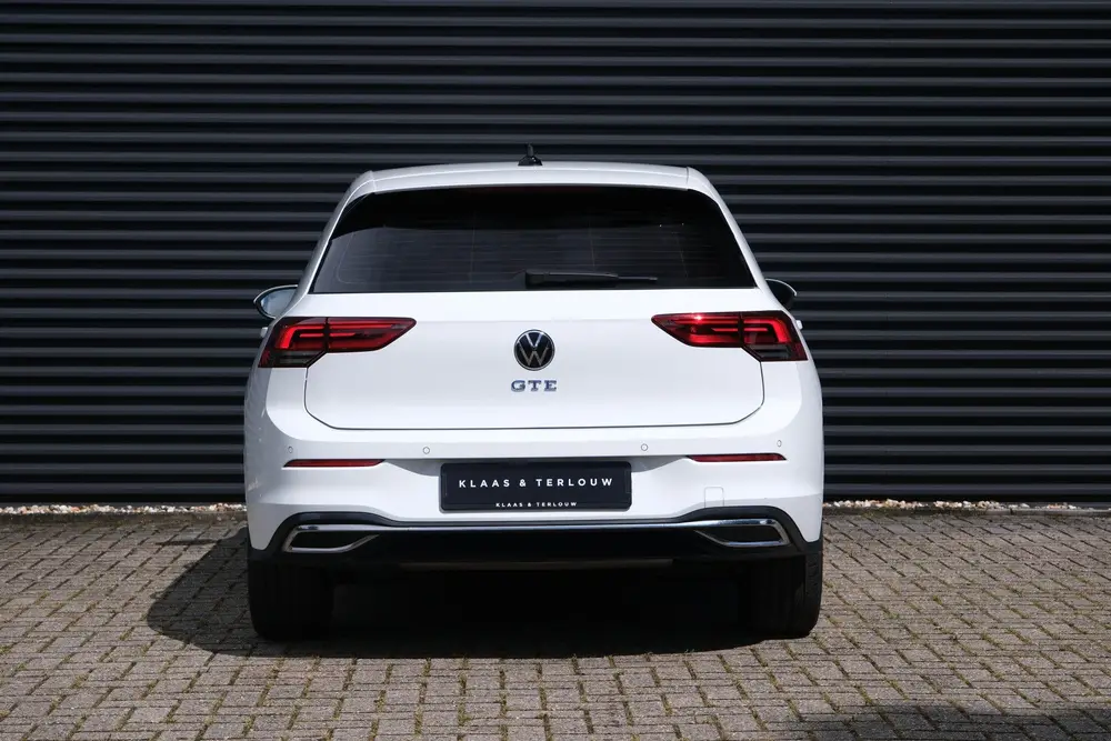 Volkswagen Golf 1.4 eHybrid GTE | Apple Carplay | Sportstoel uit 2021, foto 17