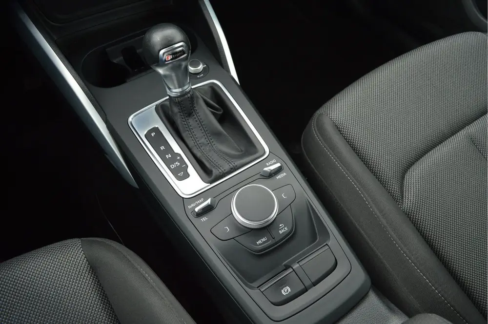 Audi Q2 35 TFSI CoD uit 2019, foto 12