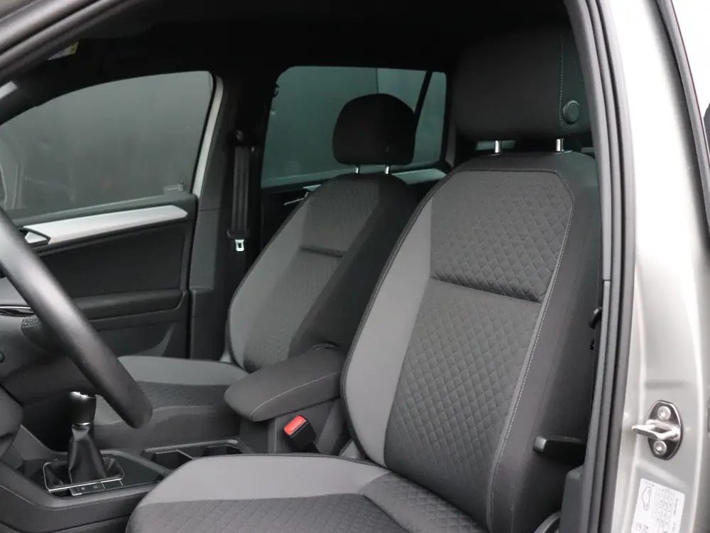Volkswagen Tiguan 1.5 TSI R-LINE | CAMERA | ADAPT. CRUISE | uit 2020, foto 12