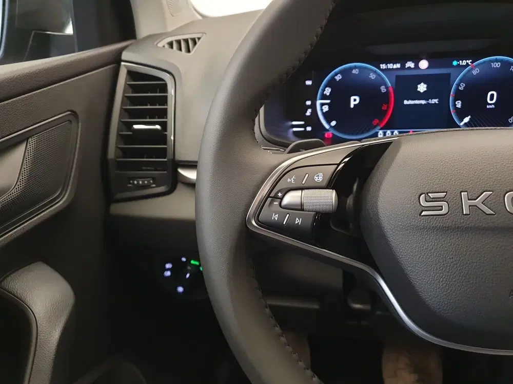 Skoda Karoq 1.5 TSI 150pk DSG uit 2025, foto 10