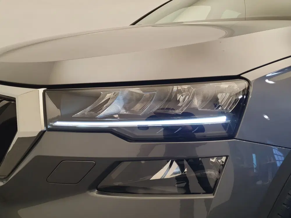Skoda Karoq 1.5 TSI 150pk DSG uit 2025, foto 8