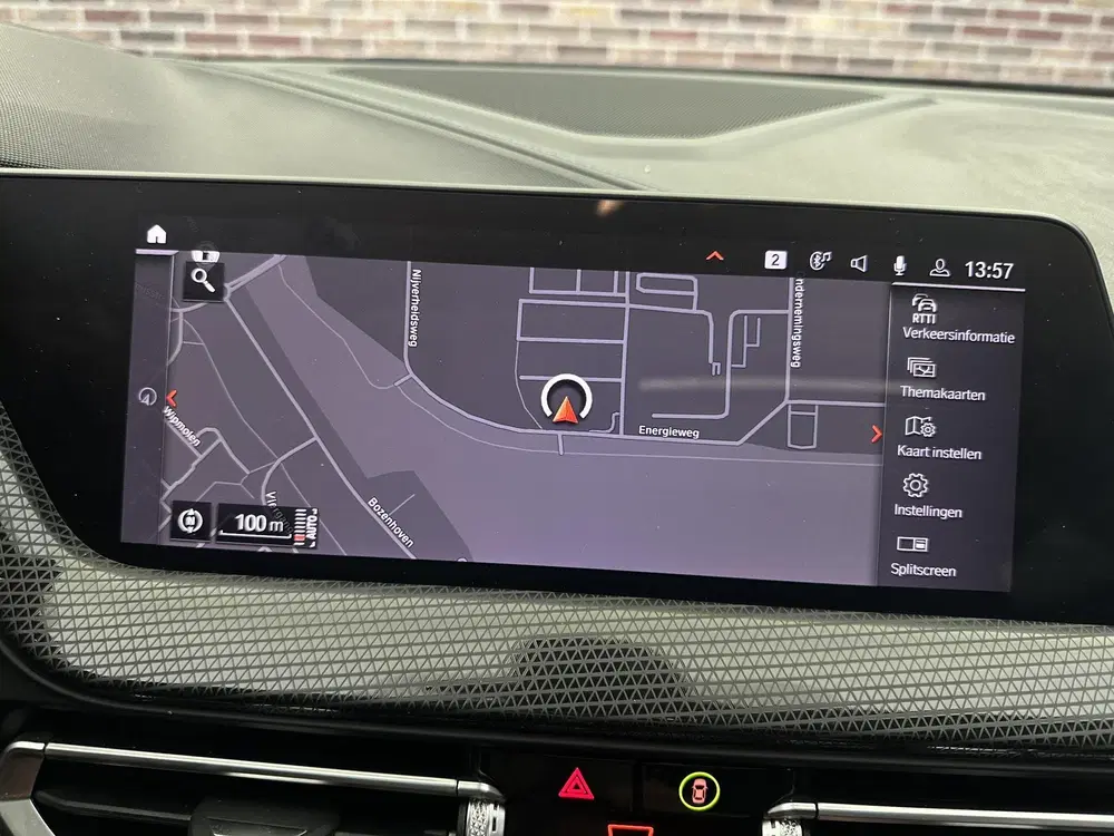 BMW 1-serie M135i xDrive Executive uit 2023, foto 15