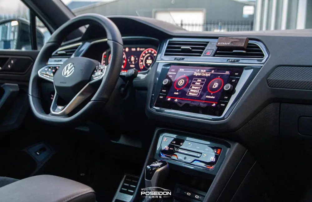 Volkswagen Tiguan 2.0 TSI 4Motion R-LINE | PANORAMADAK | 360 uit 2023, foto 17