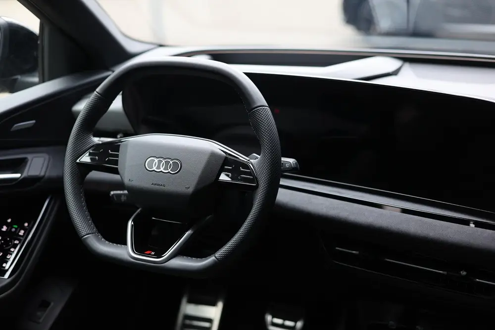 Audi Q6 e-tron SQ6 quattro uit 2025, foto 10