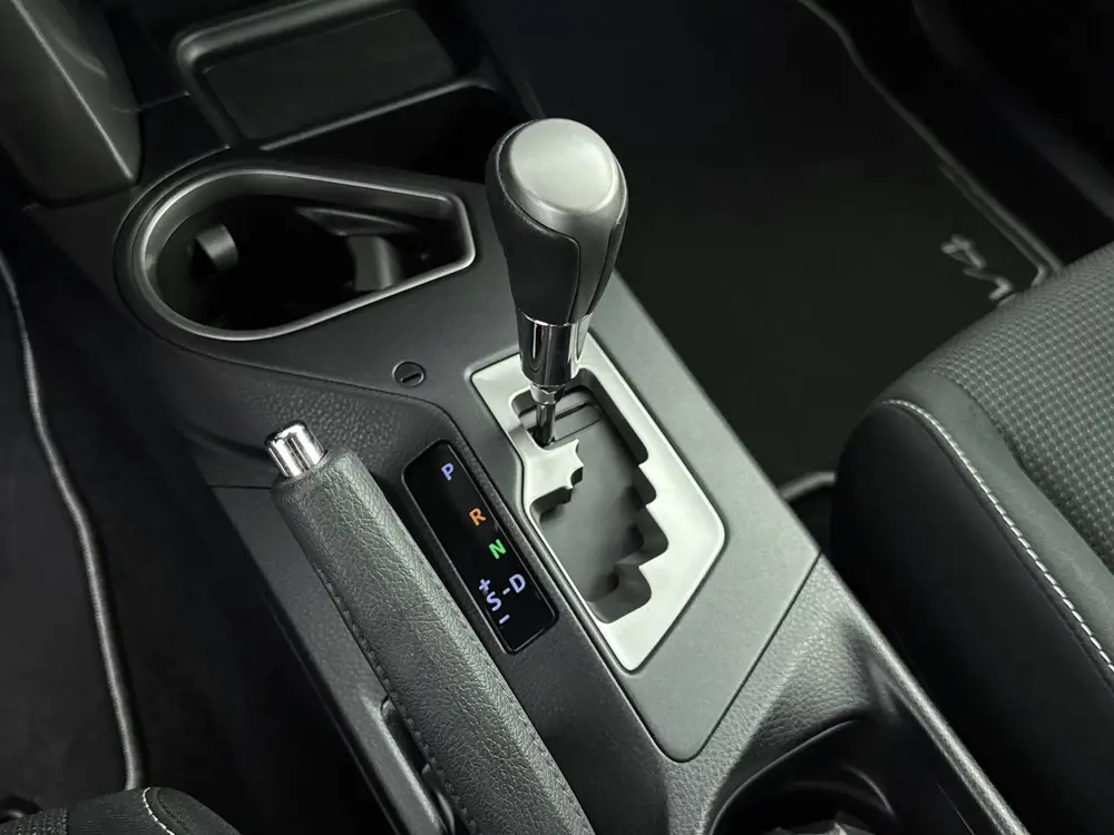 Toyota RAV 4 2.5 Hybrid Style uit 2019, foto 10