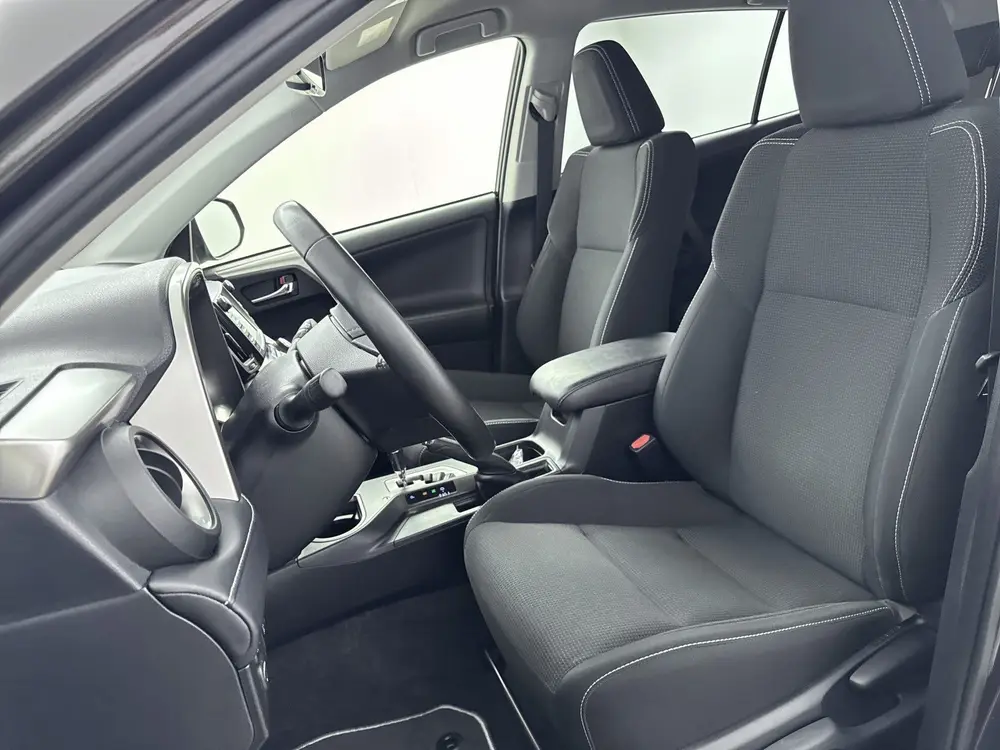 Toyota RAV 4 2.5 Hybrid Style uit 2019, foto 15