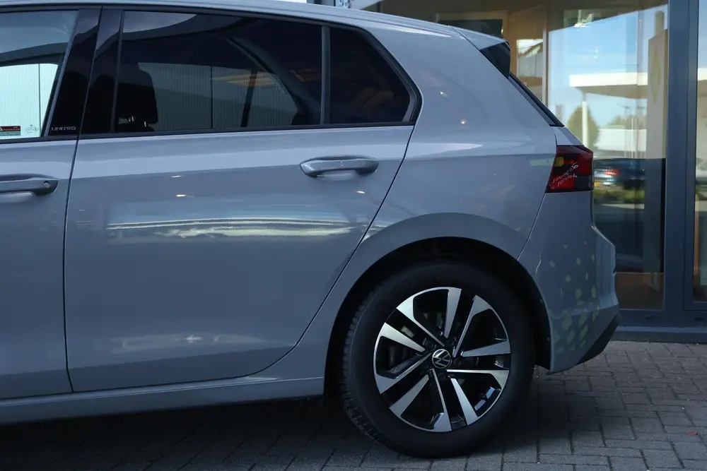 Volkswagen Golf 1.5 TSI / LED / Adaptive cruise uit 2021, foto 5