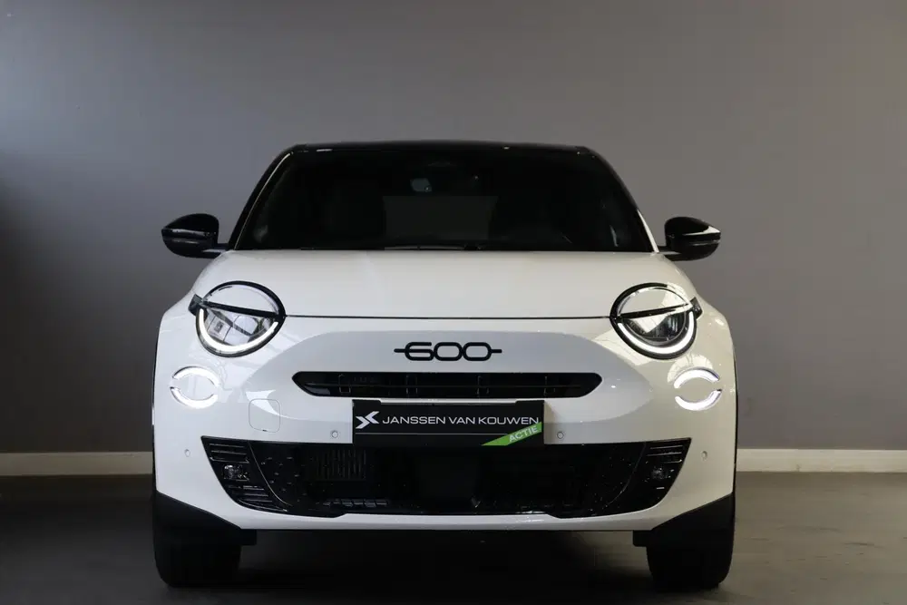 Fiat 600e Sport 54 kWh Navi uit 2026, foto 3