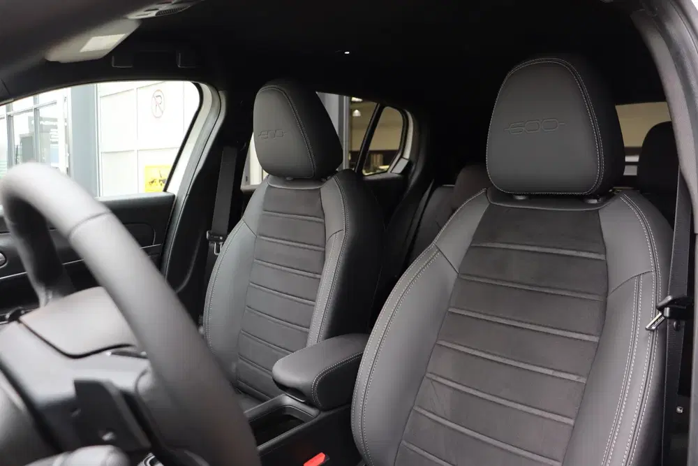 Fiat 600e Sport 54 kWh Navi uit 2026, foto 7