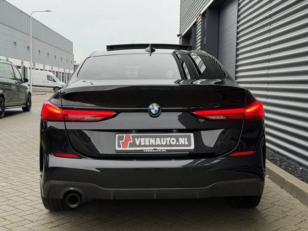 BMW 2-serie 2 Serie Gran Coupé 218i M Sport Shadow Pan uit 2022, foto 19