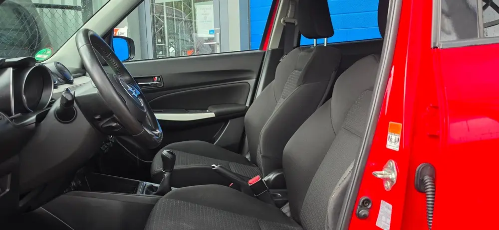 Suzuki Swift 1.2 90PK Airco Camera Carplay® 1ste eigenaar L uit 2019, foto 17