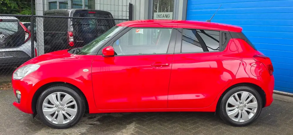 Suzuki Swift 1.2 90PK Airco Camera Carplay® 1ste eigenaar L uit 2019, foto 2