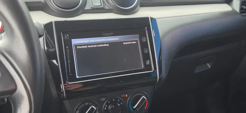 Suzuki Swift 1.2 90PK Airco Camera Carplay® 1ste eigenaar L uit 2019, foto 6