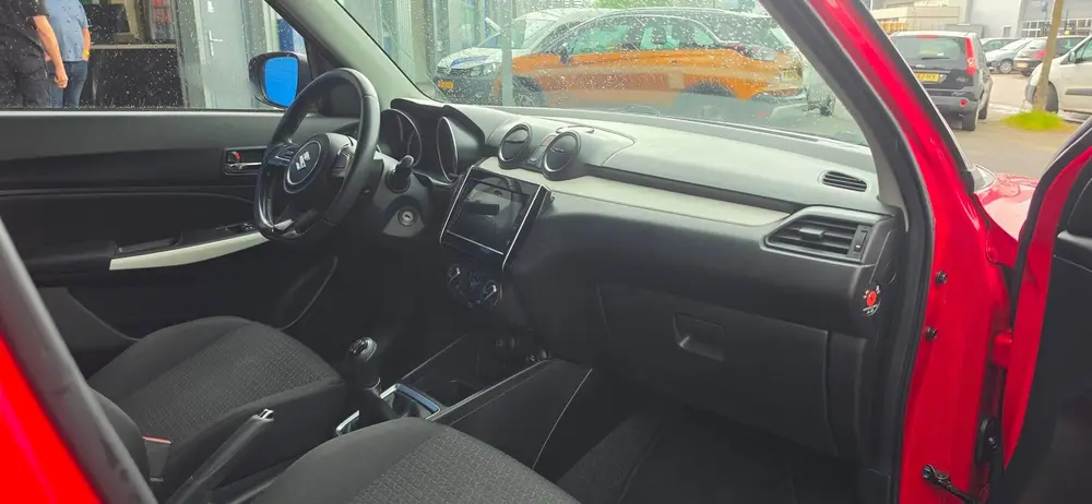 Suzuki Swift 1.2 90PK Airco Camera Carplay® 1ste eigenaar L uit 2019, foto 9