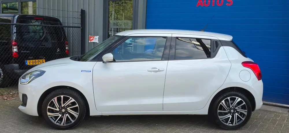 Suzuki Swift 1.2 83PK Full options Acc Clima Dealer OH uit 2021, foto 2