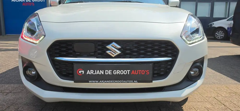 Suzuki Swift 1.2 83PK Full options Acc Clima Dealer OH uit 2021, foto 5
