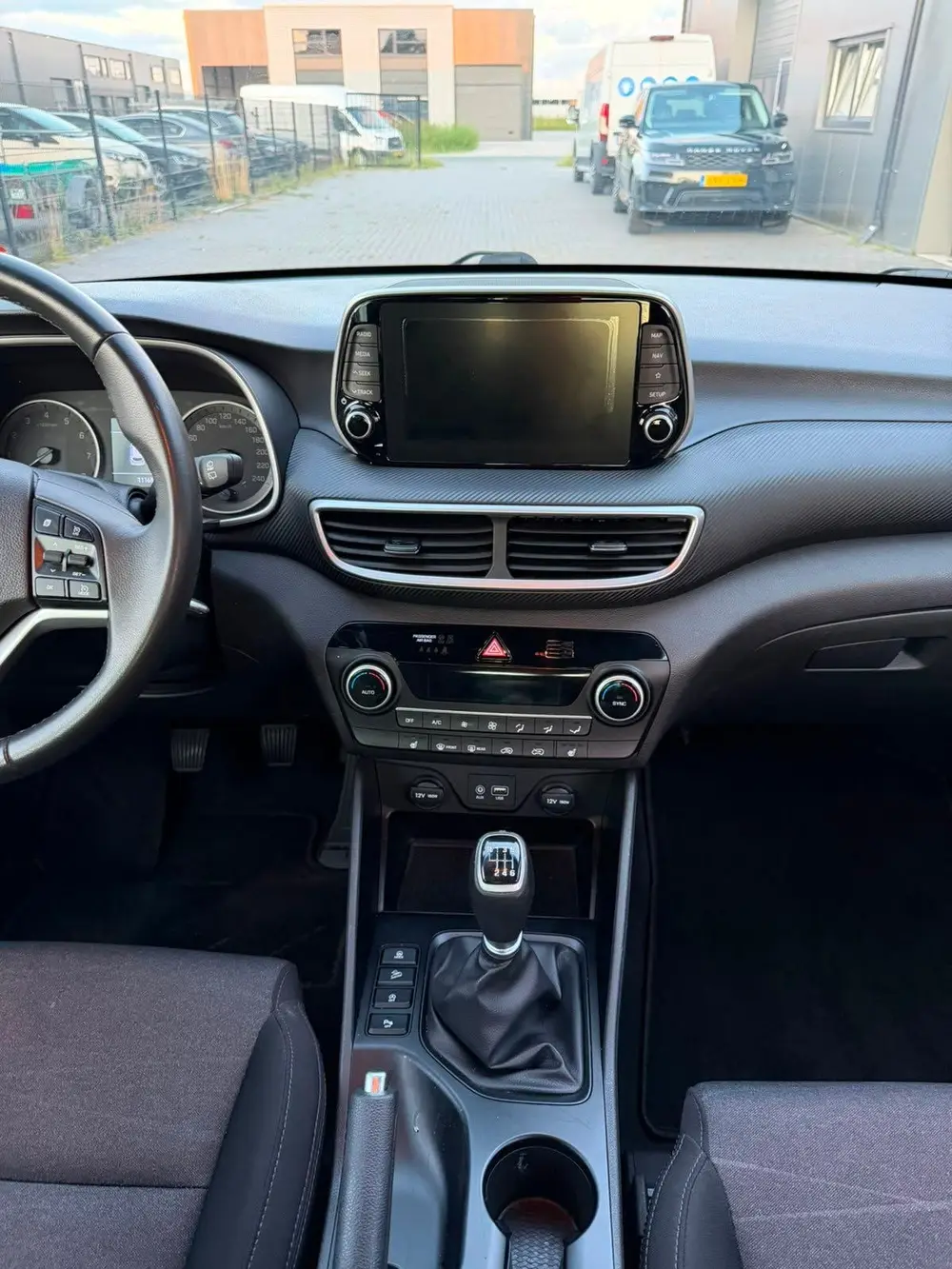 Hyundai Tucson 1.6 GDi 132pk 2019 Grijs uit 2019, foto 14
