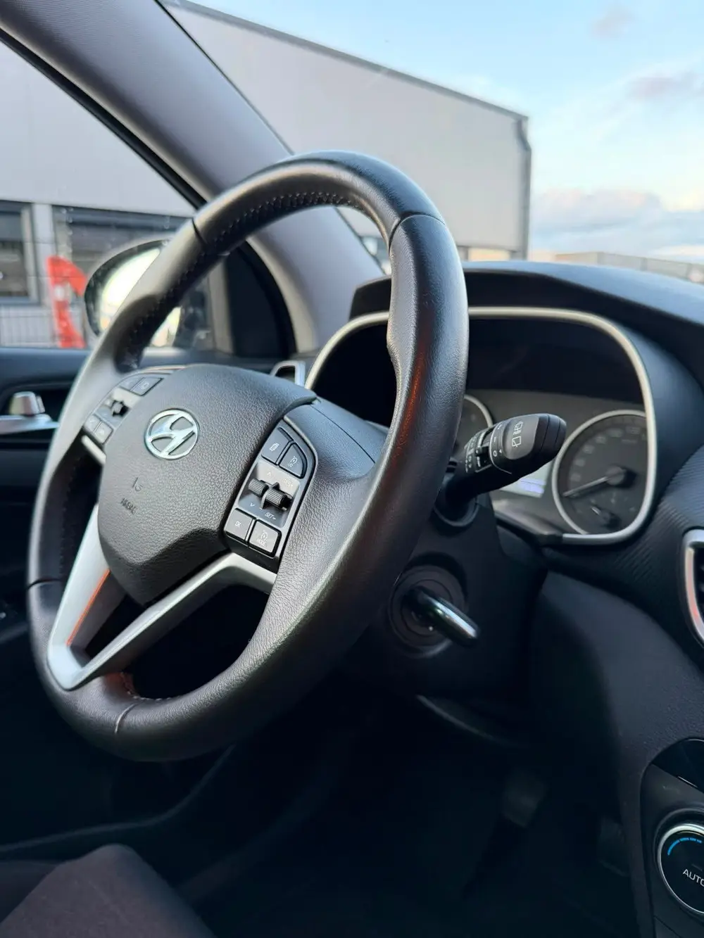 Hyundai Tucson 1.6 GDi 132pk 2019 Grijs uit 2019, foto 15