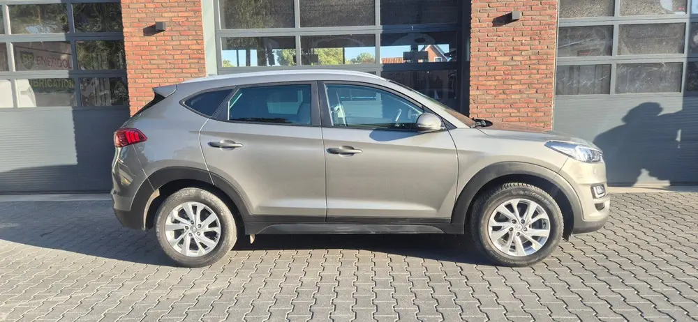 Hyundai Tucson 1.6 GDi 132pk 2019 Grijs uit 2019, foto 8