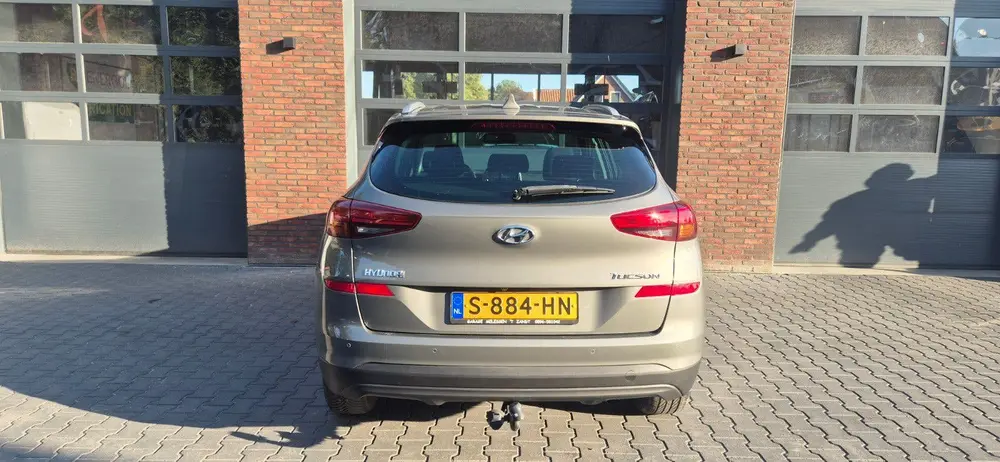 Hyundai Tucson 1.6 GDi 132pk 2019 Grijs uit 2019, foto 9