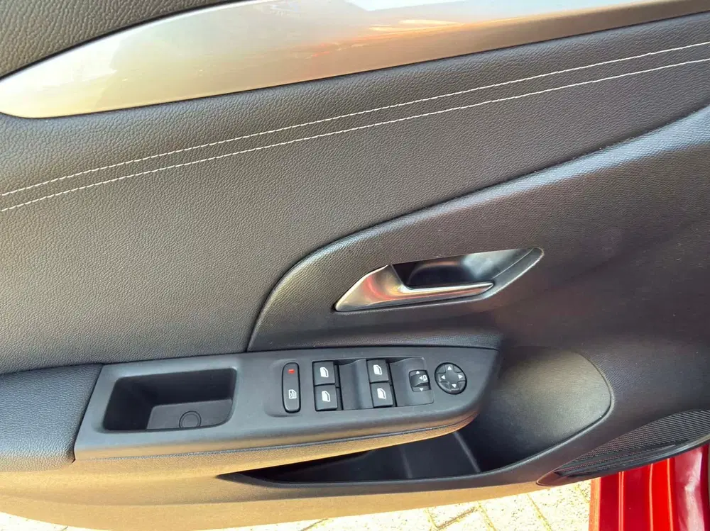 Opel Corsa 1.2 Automaat Elegance \ Camera \ Apple Car uit 2023, foto 16