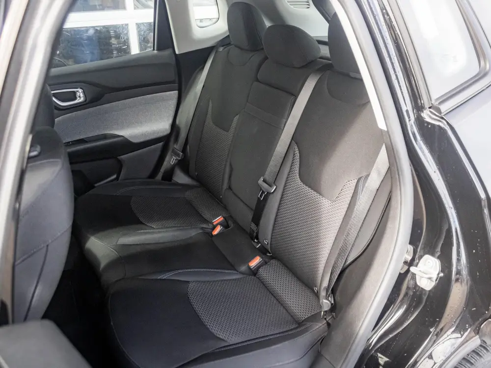 Jeep Compass 1.5T e-Hybrid Longitude uit 2024, foto 11
