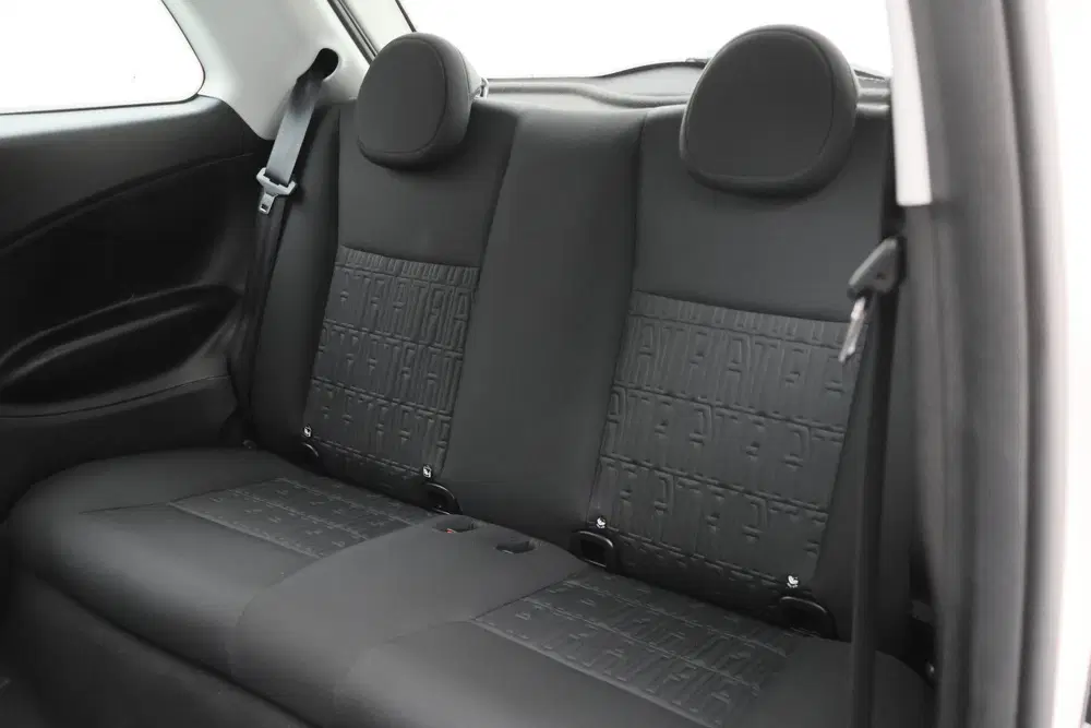 Fiat 500e Icon 42 kWh Virtual Cockpit uit 2023, foto 11