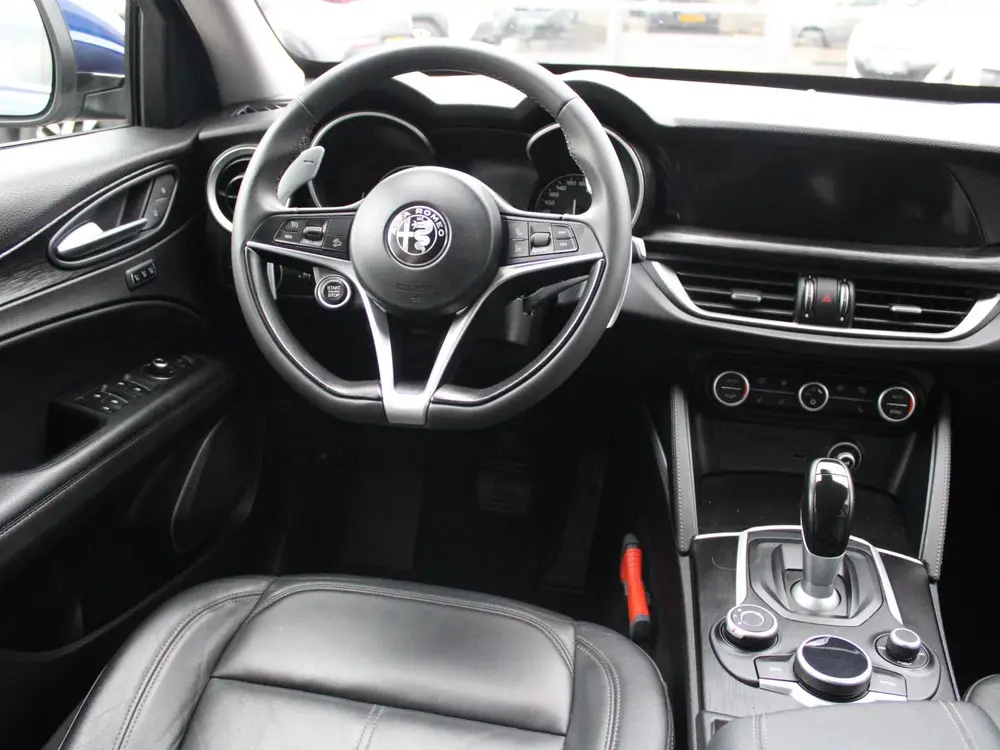 Alfa Romeo Stelvio 2.2d Super | STOELVERWARMING | LEDEREN BE uit 2019, foto 2