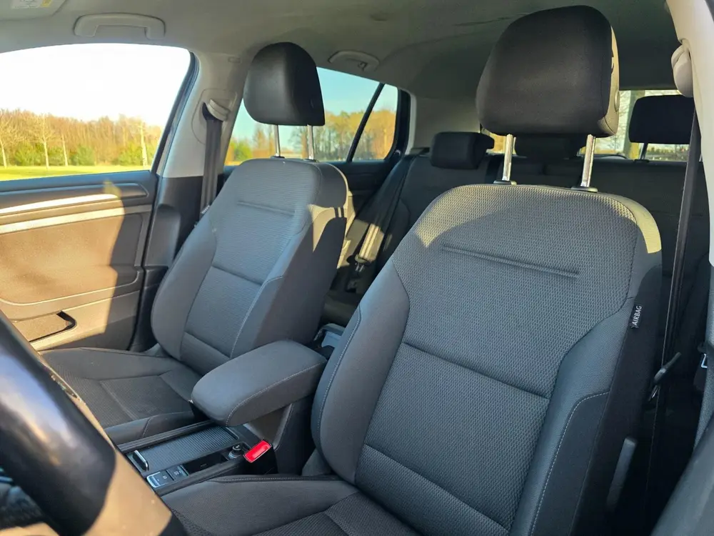 Volkswagen Golf 1.0 TSI 5-deurs R AUTOMAAT/airco/CRUISE uit 2019, foto 4