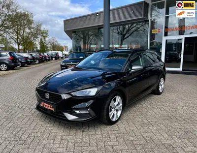 SEAT Leon 1.5 eTSI FR Business Intense uit 2023