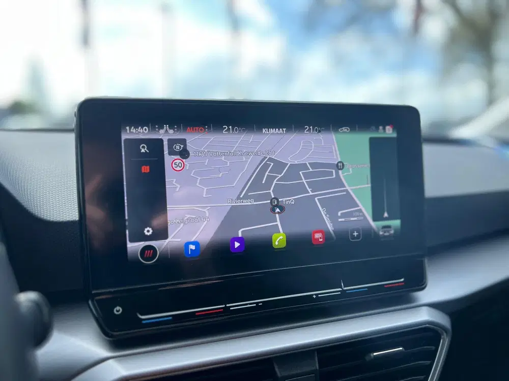 SEAT Leon 1.5 eTSI FR Business Intense uit 2023, foto 13