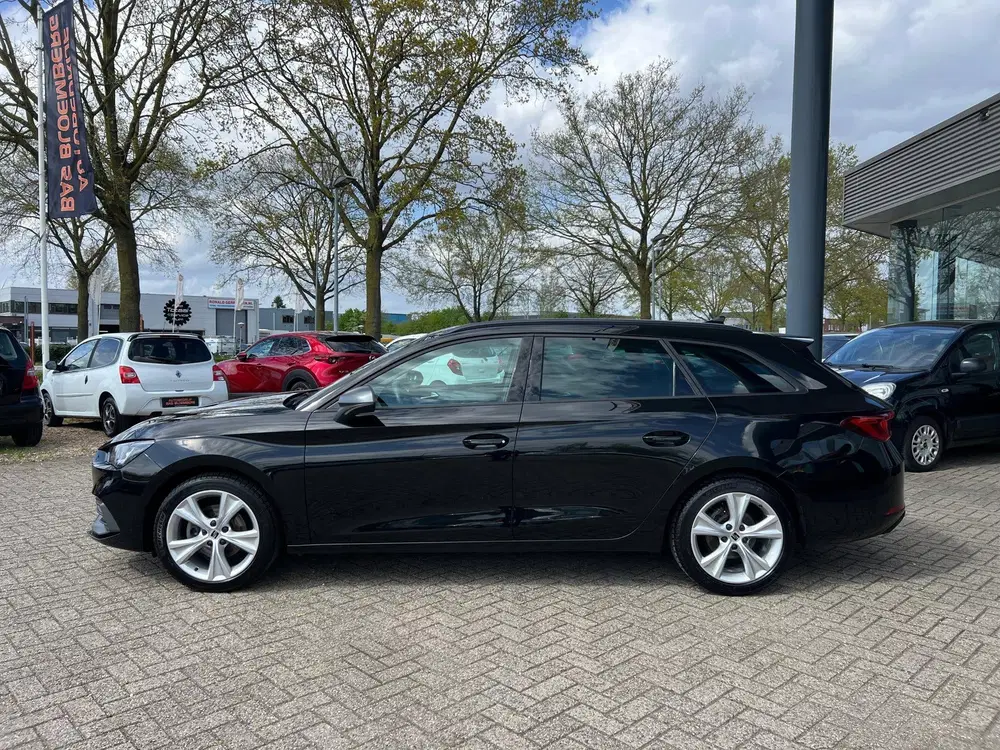 SEAT Leon 1.5 eTSI FR Business Intense uit 2023, foto 2