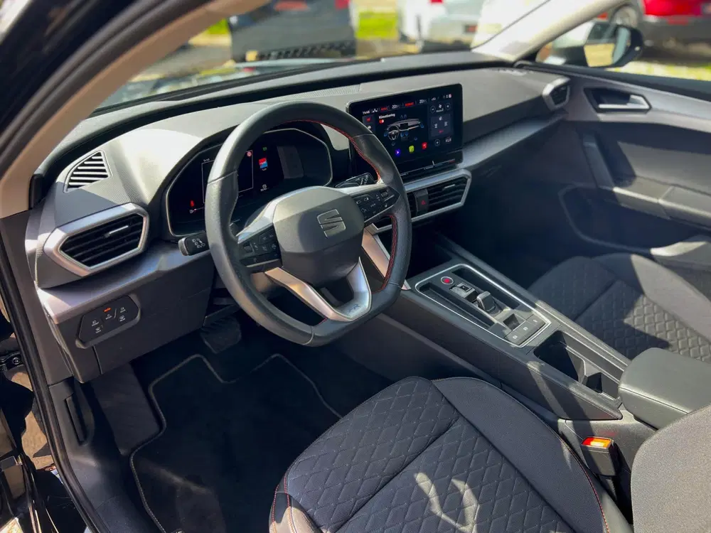 SEAT Leon 1.5 eTSI FR Business Intense uit 2023, foto 7